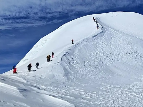 mera peak 3